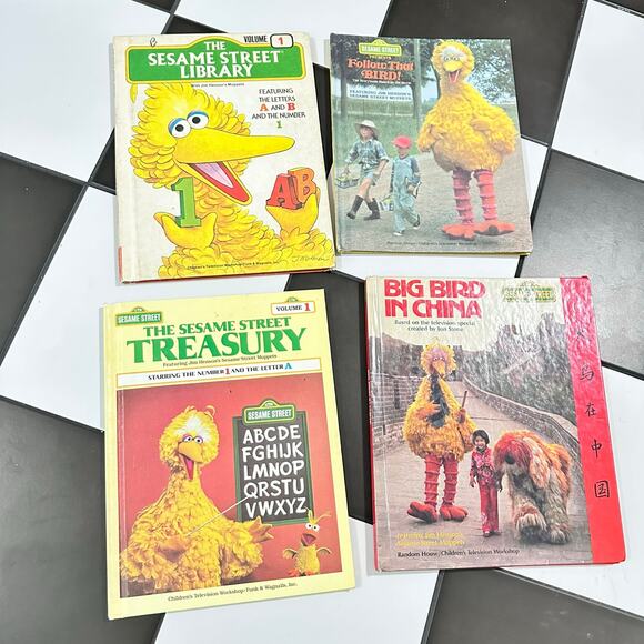 X19 Vintage Sesame Street Book Club Book & More Big Bird 70s- 80s - Picture 3 of 15